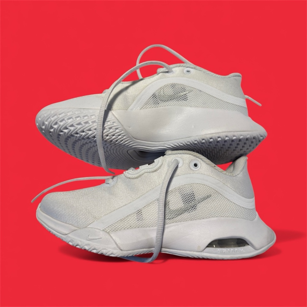 Brand New Nike Air Max Bella TR Women’s Training Shoes — White